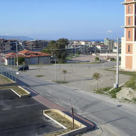 Yellow House Oda ve Kahvaltı