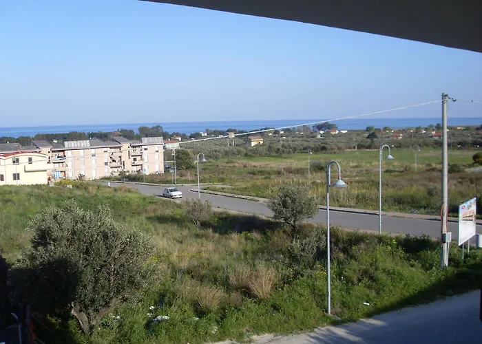 黄屋酒店 住宿加早餐酒店 San Sostene