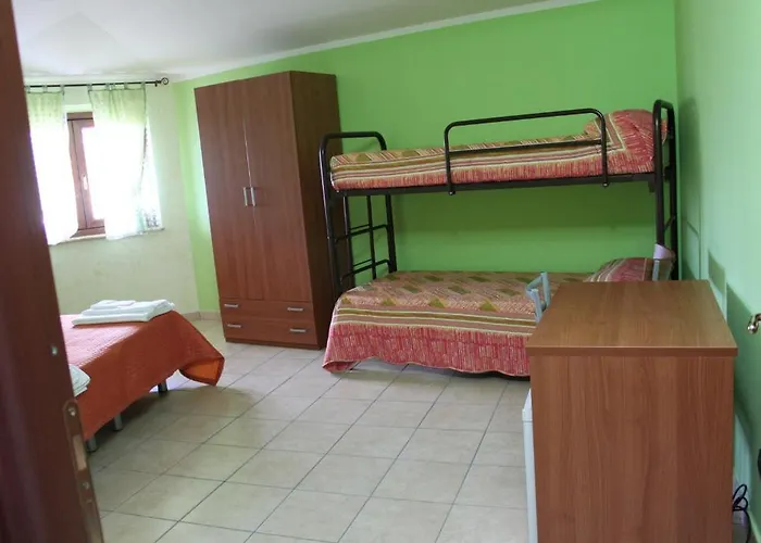 黄屋酒店 住宿加早餐酒店 San Sostene